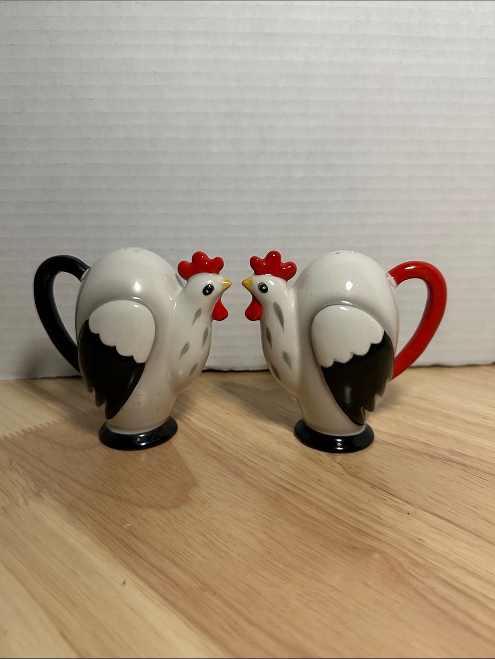 Vintage Holt Howard "Coq Rouge" salt and pepper shakers from 1960